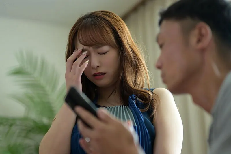 Bà xã sốc khi gã chồng tâm sự về ước muốn nhìn vợ yêu bị người khác địt