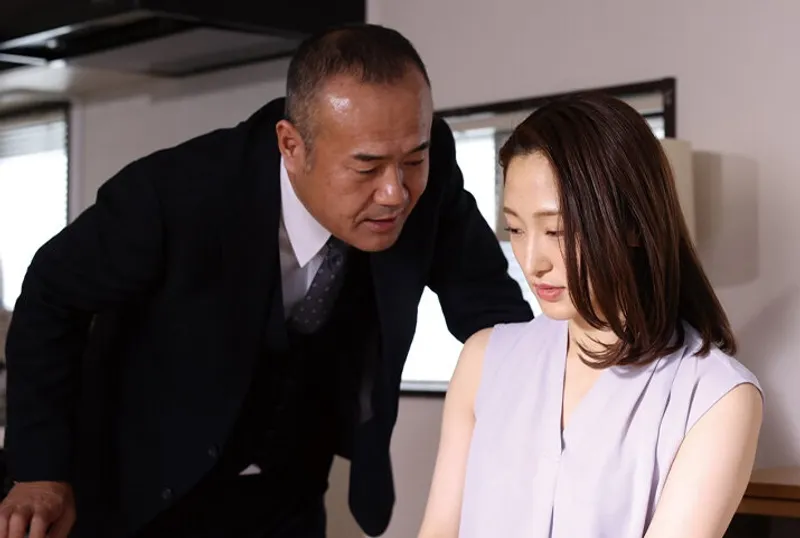 Anh xã dính bẫy của sếp mất vợ yêu lúc nào không hề hay biết