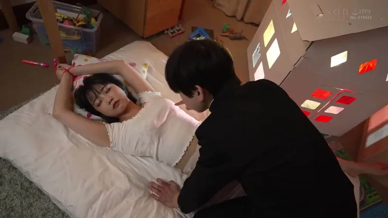 Trả thù anh trai thường xuyên bắt nạt bằng cách Nắc em người yêu anh ấy