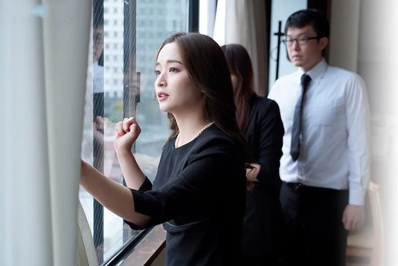 Anh xã mất 3 năm, má kế trẻ tìm đến con Anh xã giải tỏa thiếu thốn